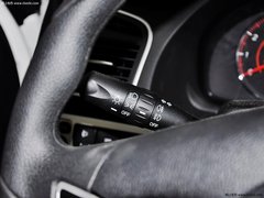 2013款 2.0L 自动 精英版