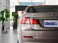 2013款 2.0L 自动 精英版