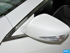 2013款 2.0L 自动 豪华版