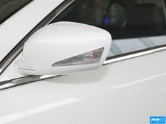 2013款 2.0L 自动 豪华版