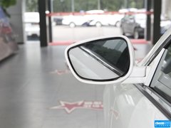 2013款 2.0L 自动 豪华版