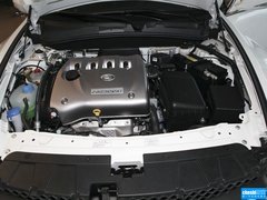 2013款 2.0L 自动 豪华版
