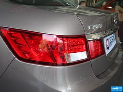 2013款 2.0L 自动 豪华版