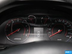 2013款 2.0L 自动 豪华版