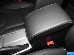 2013款 2.0L 自动 豪华版