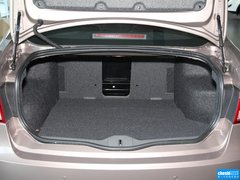 2013款 2.0L 自动 豪华版