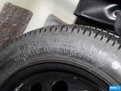 2013款 2.0L 自动 豪华版