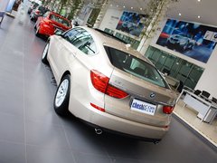 2013款 GT 535i 3.0T 豪华型