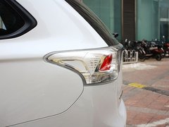 2013 2.0L CVT 两驱运动导航版 5座