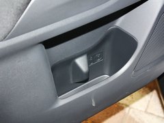 2013 2.0L CVT 两驱运动导航版 5座