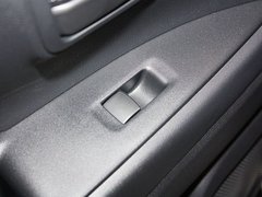 2013 2.0L CVT 两驱运动导航版 5座
