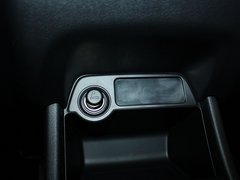 2013 2.0L CVT 两驱运动导航版 5座