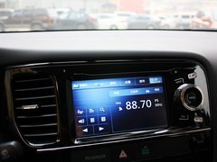 2013 2.0L CVT 两驱运动导航版 5座