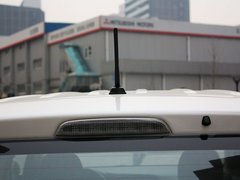 2013 2.0L CVT 两驱运动导航版 5座