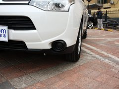 2013 2.0L CVT 两驱运动导航版 5座