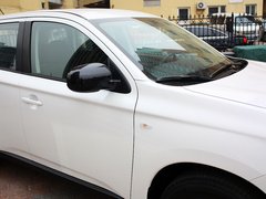 2013 2.0L CVT 两驱运动导航版 5座