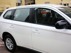 2013 2.0L CVT 两驱运动导航版 5座
