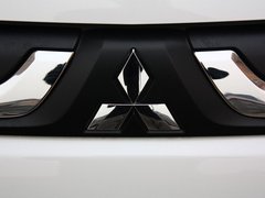 2013 2.0L CVT 两驱运动导航版 5座