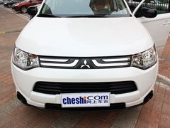 2013 2.0L CVT 两驱运动导航版 5座