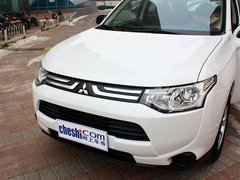 2013 2.0L CVT 两驱运动导航版 5座