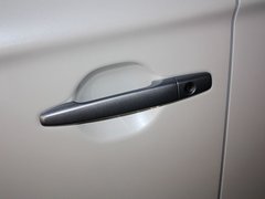 2013 2.0L CVT 四驱都市导航版5座