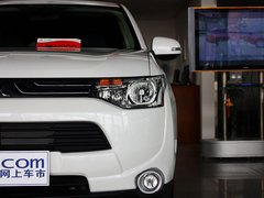 2013 2.0L CVT 四驱都市导航版5座