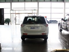 2013 2.0L CVT 四驱都市导航版5座