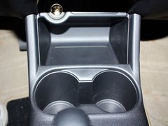 2013 2.0L CVT 四驱都市导航版5座