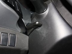 2013 2.0L CVT 四驱都市导航版5座