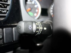 2013 2.0L CVT 四驱都市导航版5座