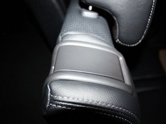 2013 2.0L CVT 四驱都市导航版5座