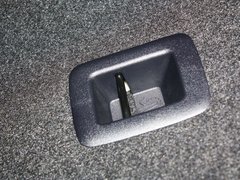 2013 2.0L CVT 四驱都市导航版5座