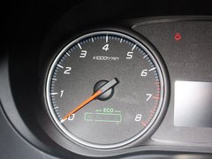 2013 2.0L CVT 四驱都市导航版5座
