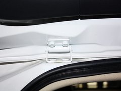 2013 2.0L CVT 四驱都市导航版5座