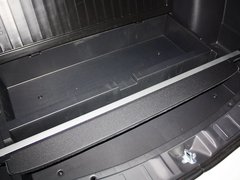 2013 2.0L CVT 四驱都市导航版5座