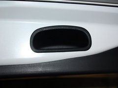 2013 2.0L CVT 四驱都市导航版5座