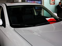 2013 2.0L CVT 四驱都市导航版5座