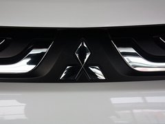 2013 2.0L CVT 四驱都市导航版5座