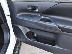 2013 2.0L CVT 四驱都市导航版5座