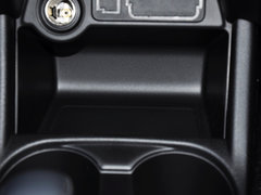 2013 2.0L CVT 四驱都市导航版5座
