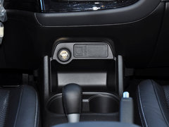 2013 2.0L CVT 四驱都市导航版5座