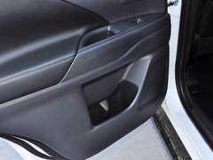 2013 2.0L CVT 四驱都市导航版5座