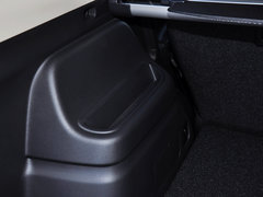 2013 2.0L CVT 四驱都市导航版5座
