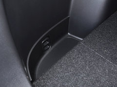 2013 2.0L CVT 四驱都市导航版5座