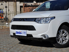 2013 2.0L CVT 四驱都市导航版5座
