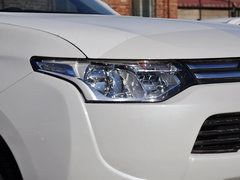2013 2.0L CVT 四驱都市导航版5座