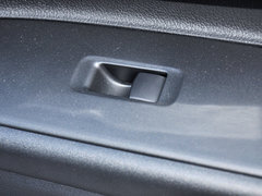 2013 2.0L CVT 四驱都市导航版5座