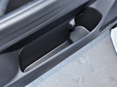 2013 2.0L CVT 四驱都市导航版5座