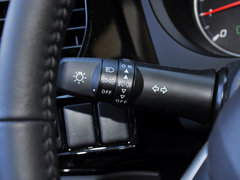2013 2.0L CVT 四驱都市导航版5座