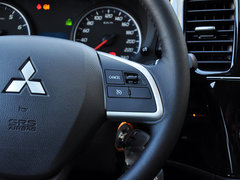 2013 2.0L CVT 四驱都市导航版5座